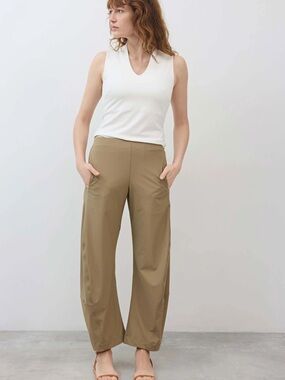 NWT RUTI ON THE LOOSE WORK PANT IN DUNE 2